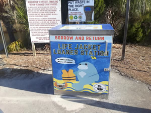 life jackets sharing for kids at jenkins creek park and boat ramp